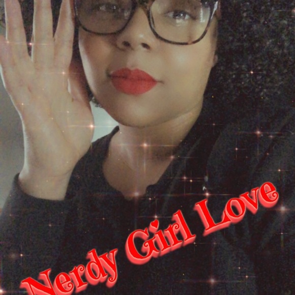 Meet your Posher, Clarissa - Picture 3 of 5